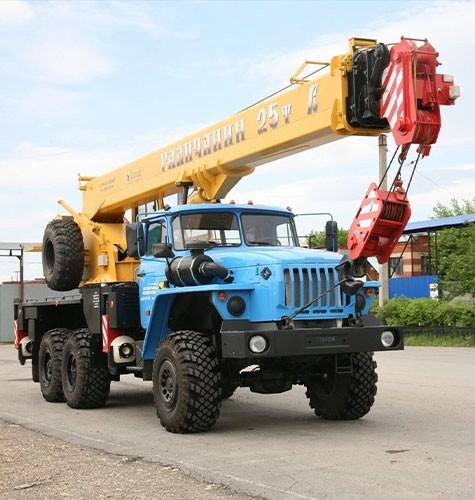 Возможности короткобазных кранов в Великих Луках